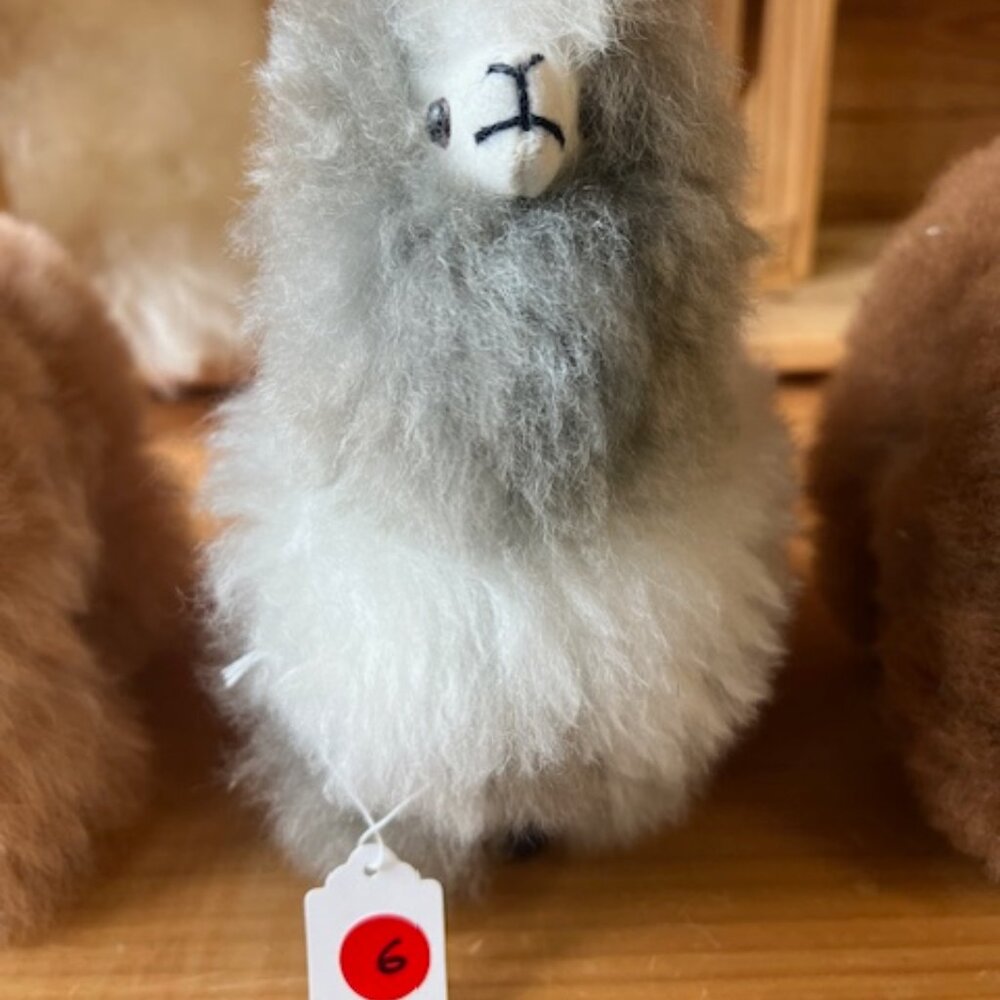 #6 100% alpaca fur 9”